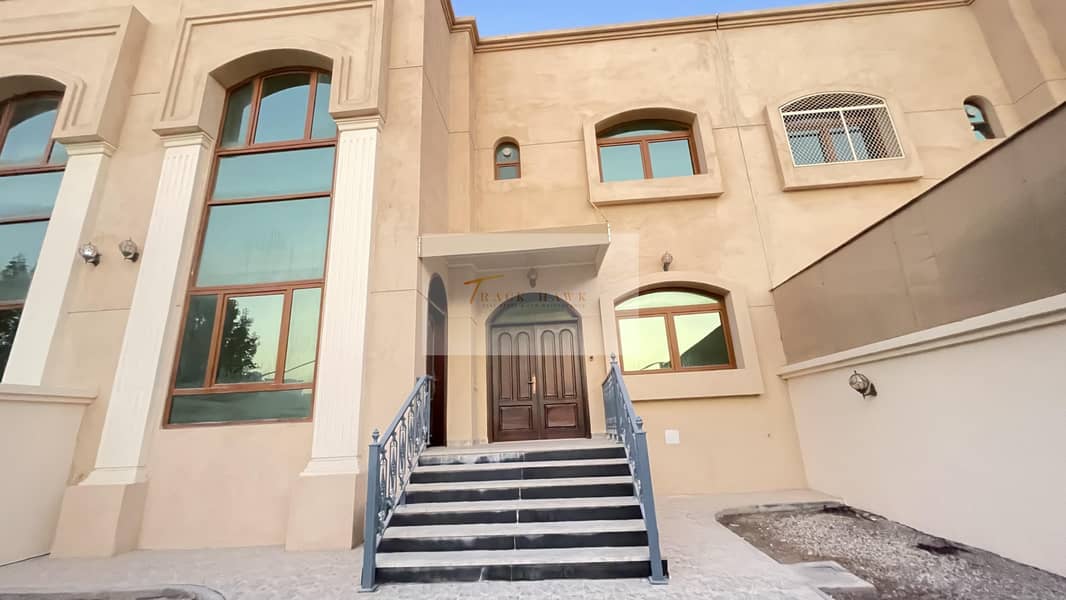 For rent a luxury villa in Mohammed bin Zayed City