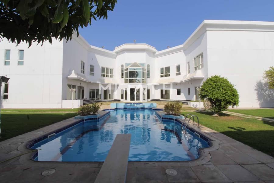 Luxurious Commercial Villa | Good Sized Plot