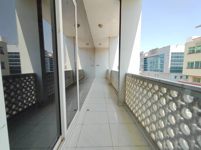 Limited offer! Spacious 2 Bedroom apartment  ! Huge balcony, Gym ,pool, kids play area !