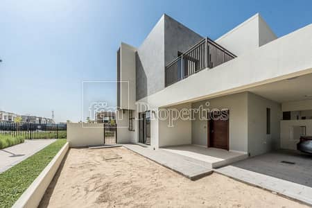 4 Bedroom Villa for Rent in Dubai South, Dubai - CLOSE TO POOL | VACANT | CONTEMPORARY HOUSE