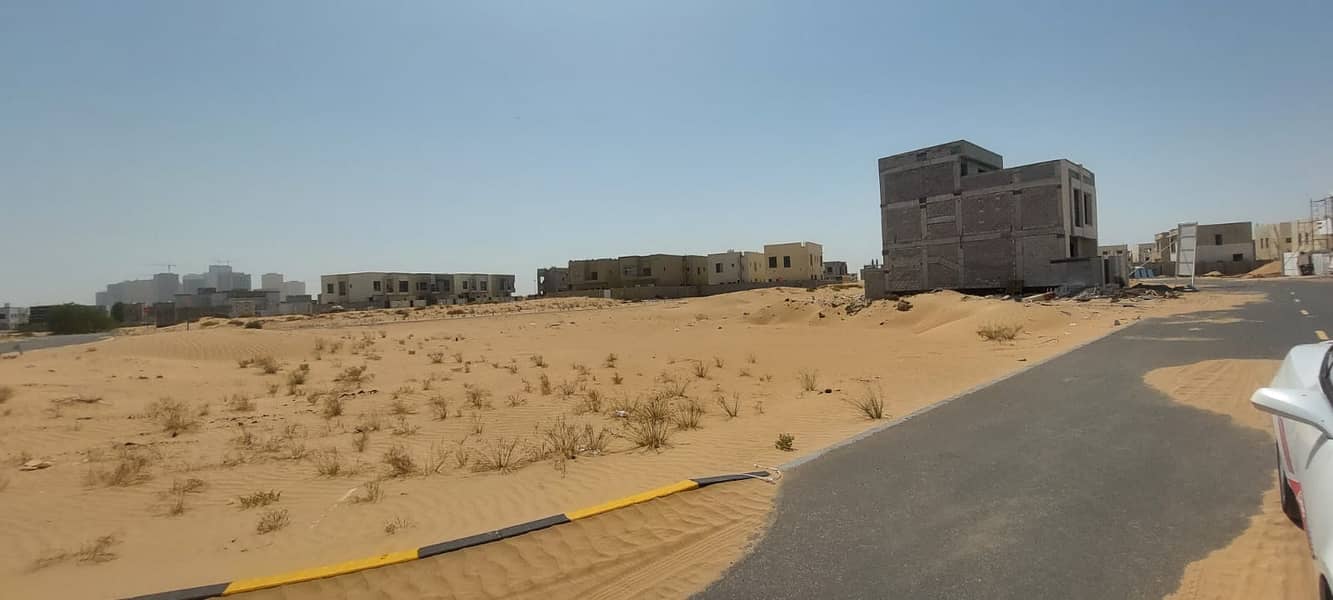 For sale a plot of land in Ajman, Al Jurf, excellent location, excellent price, residential license