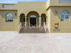 Villa for Sale AlGhafia Sharjah With airconditioners special location corner Near the park QarStreet