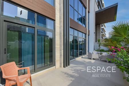 3 Beds Duplex Apartment | VOT | Resale
