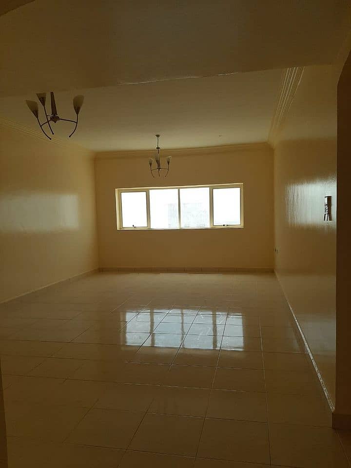 One room and an annual hall, 2 bathrooms, master rooms, excellent area, with free parking, overlooking Khalifa Street, price per meter