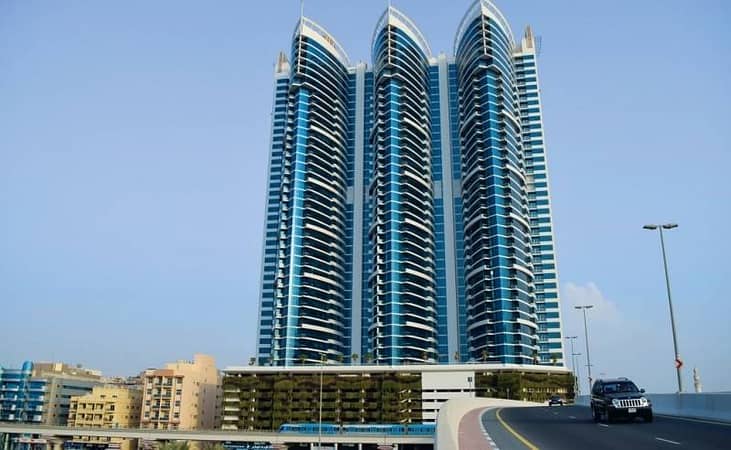 Two Floors | Spectacular Views @ API Trio Two Floors | Spectacular Views @ API Trio