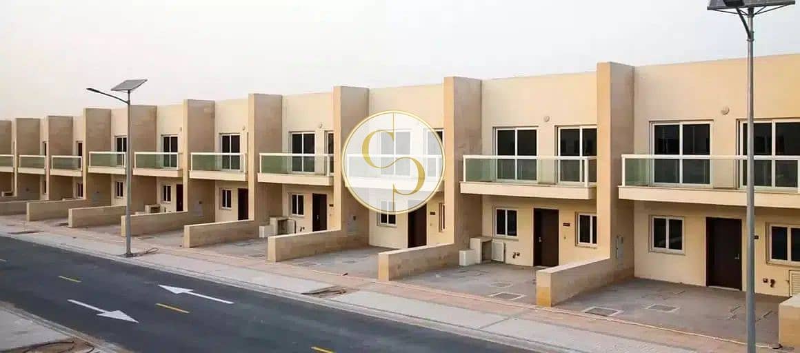 Al Warsan Village 3 BR with a Maid\'s Room for RENT