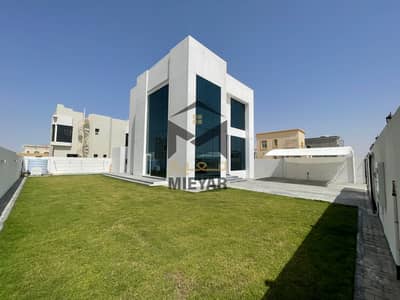 3 Bedroom Villa for Rent in Al Suyoh, Sharjah - High-end finishing with a modern design \\\\ panorama glass \\\\ 1 month free