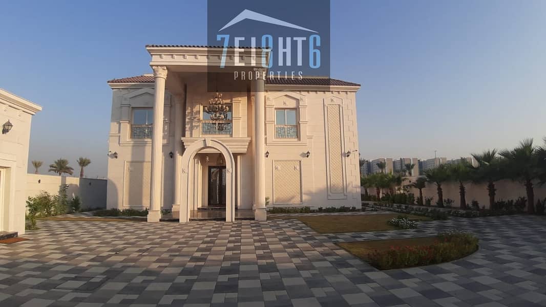 Beautifully presented: 5 bedroom independent villa + servant quarters + garden for rent in Umm Nahad