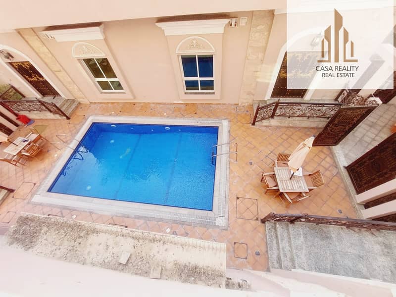 Вилла в Мирдиф，Аптаун Мирдиф, 4 cпальни, 130000 AED - 6463079