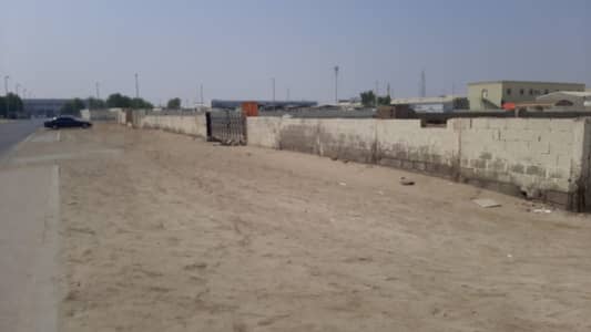Plot for Sale in Mussafah, Abu Dhabi - For sale Commercial plot, business center, Great deal