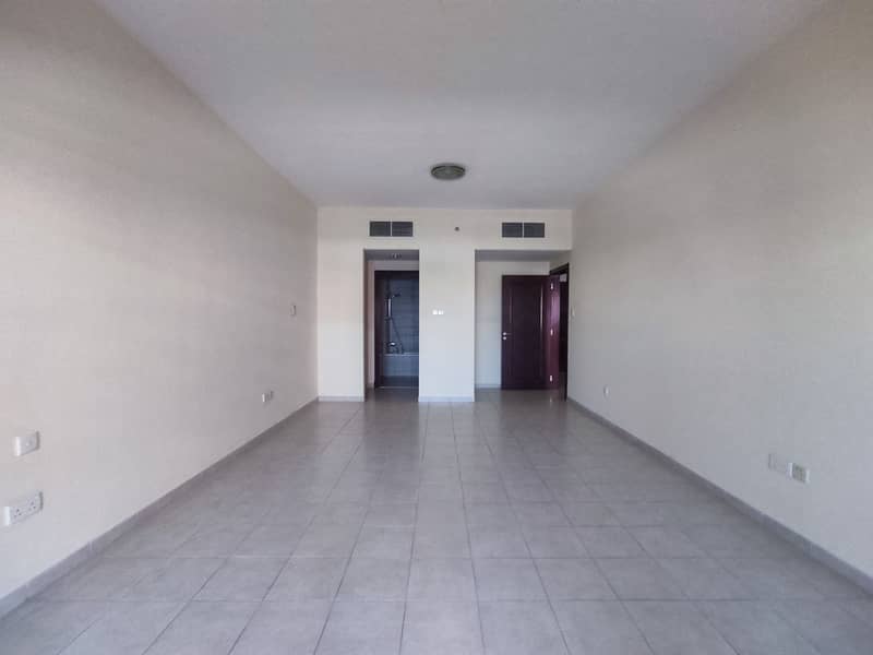 Spacious 1 BR with Balcony | Near by Metro