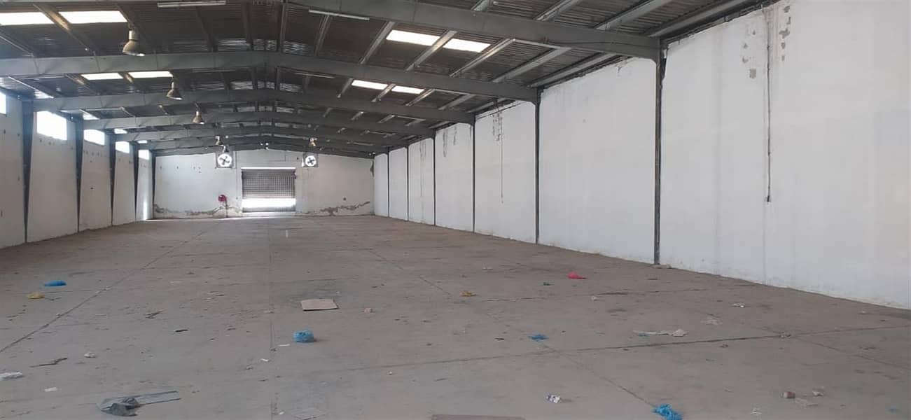 STORAGE WAREHOUSE FOR RENT | CARGO I Annual rent 372,000 AED