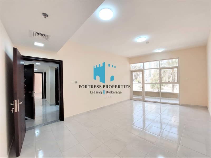 شقة في شارع الشيخ خليفة بن زايد 2 غرف 70000 درهم - 6464226