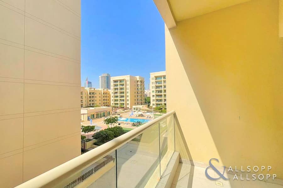 One Bedroom | Pool View  | Good Condition