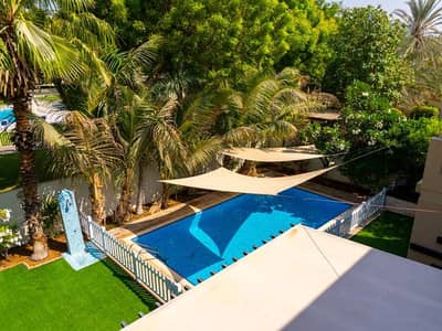 5 Bedroom Villa for Sale in The Meadows, Dubai - Backing Community Park | Upgraded | Perfect family home