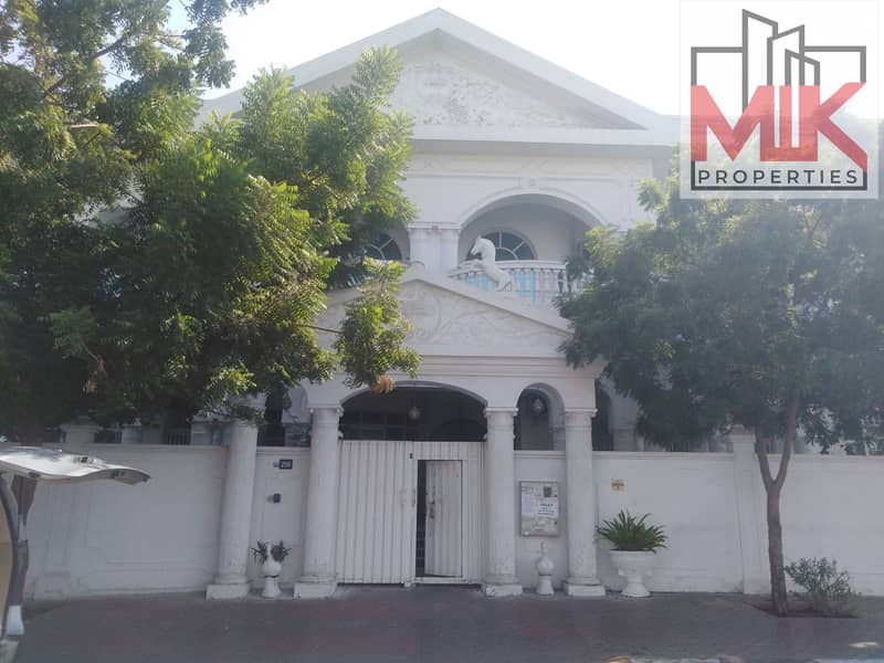 HUGE 12 B/R VILLA | SUITABLE FOR INVESTORS | BIG GARDEN