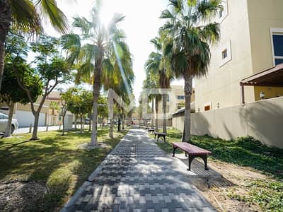 4 Bedroom Villa for Rent in Al Raha Gardens, Abu Dhabi - Large Layout | Huge Parking Slot | Near To Park