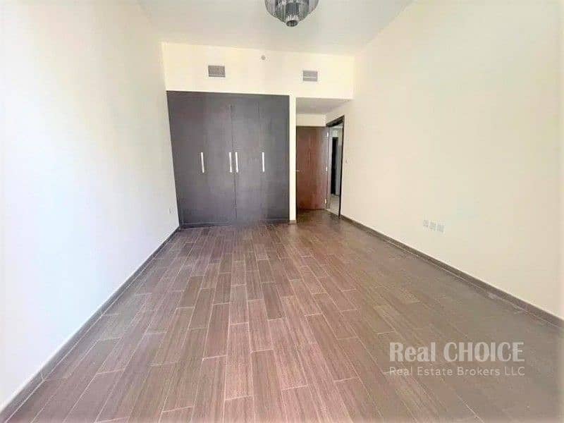 High Floor | Close To Metro | Tenanted