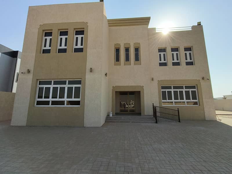 6 Master Beds Villa for Rent in Al Rahmaniya