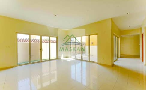 4 Bedroom Townhouse for Sale in Al Raha Gardens, Abu Dhabi - Ready for Occupancy!  Large and Well-Maintained Townhouse - Call us!