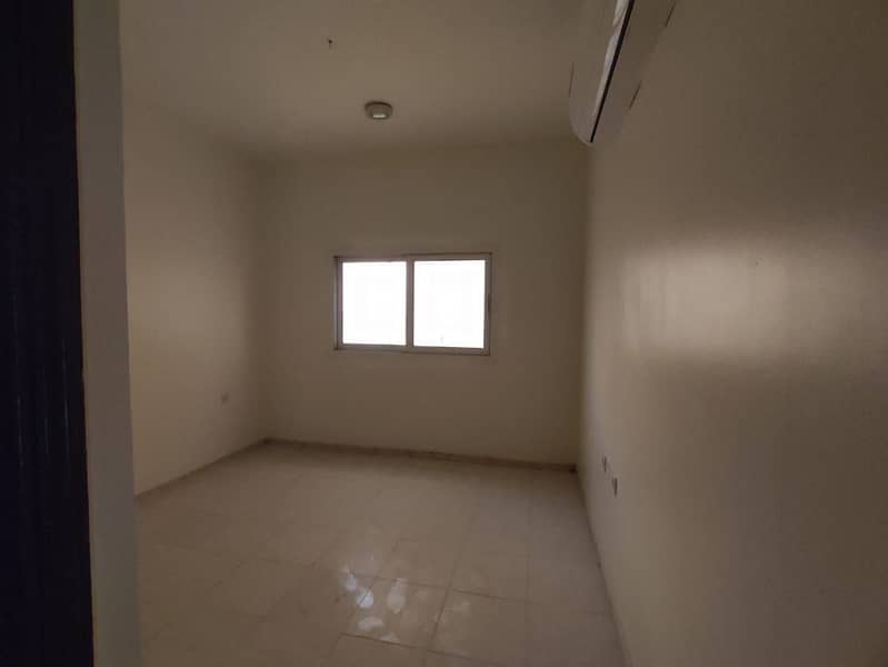 For rent an entire building in the Muwailih area of ​​Sharjah
