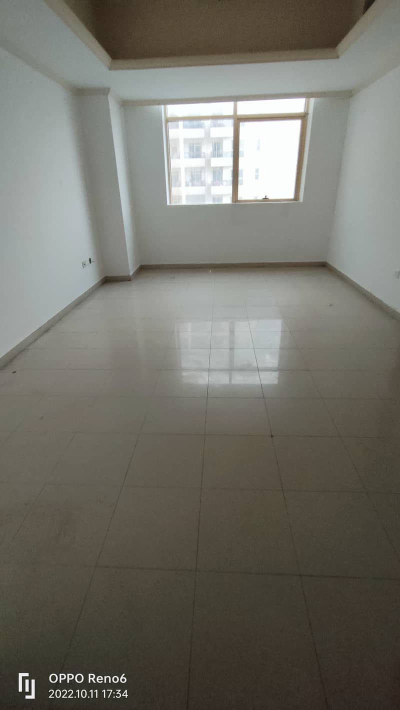 Walk able to matro*_Amazing  1bhk Appartment*_is Available for Rent*_wardrobe