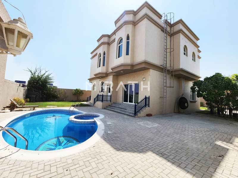 Spacious | Traditional Type Villa | Private Pool