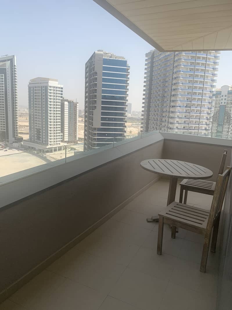 شقة في ذا ميتركس،مدينة دبي الرياضية 500000 درهم - 6472855