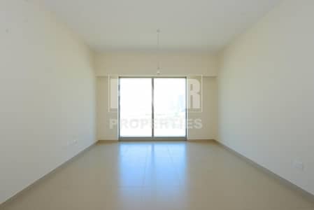 Brilliant Views| Comfy Layout| Rented | Prime Location