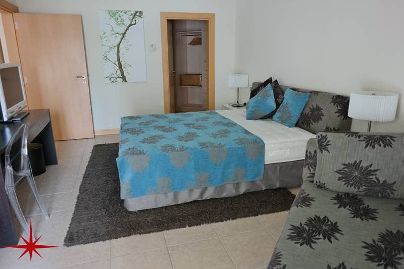 Sea Facing Furnished Apartment with Free Chillers