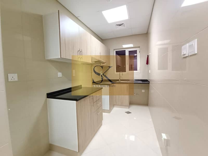 IDEAL  BRAND NEW 1BHK CLOSE KITCHEN AND PARKING ONLY 36K