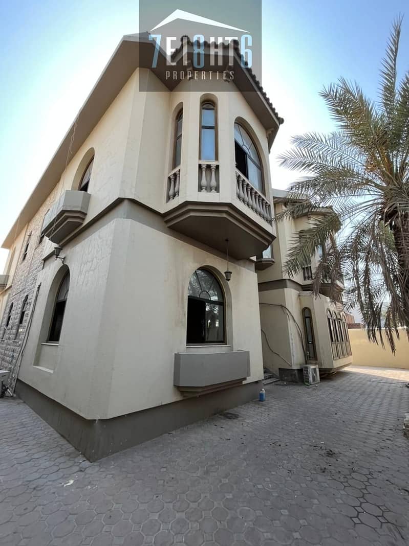 Beautifully presented: 6 b/r good quality independent villa + maids room + garden for sale in Abuhail