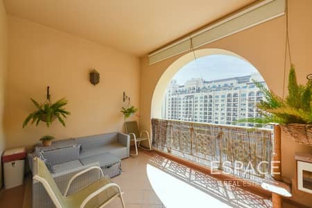2 Bedroom Apartment for Sale in Palm Jumeirah, Dubai - Best Deal Ever | Golden Mile | 2 Bedroom