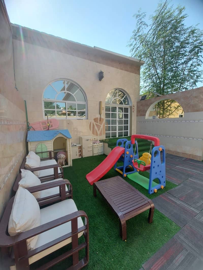2 BEDS FURNSIHED HOUSE | 2 LIVING AREAS | INCLUDING DEWA |