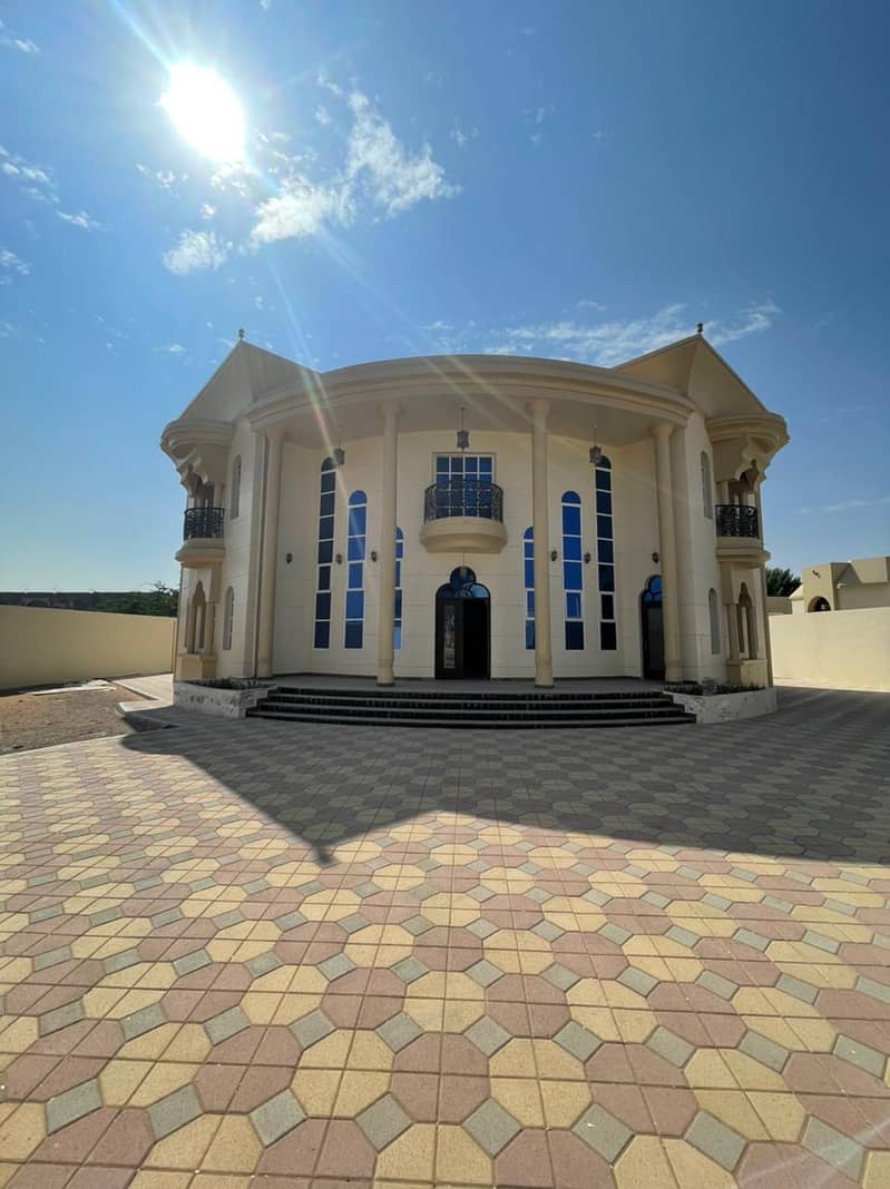 6 bedroom villa is available for rent in Al Dhait South Ras al Khaimah.