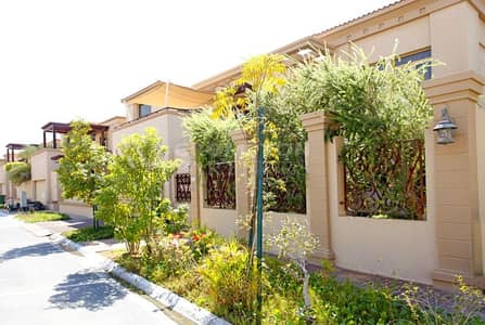 5 Bedroom Villa for Rent in Khalifa City, Abu Dhabi - Spacious Family Villa | Private Pool | Big Garden