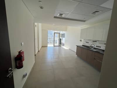 شقة 1 غرفة نوم للبيع في الفرجان، دبي - شقة في شايستا عزيزي الفرجان 1 غرف 820000 درهم - 6487578