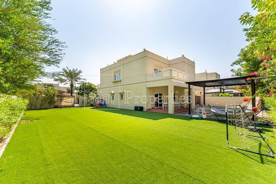 位于芳草青青，芳草青青1号 4 卧室的别墅 9500000 AED - 6490750