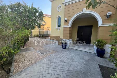 3 Bedroom Villa for Sale in Jumeirah Park, Dubai - Legacy Large Villa | District 7|
