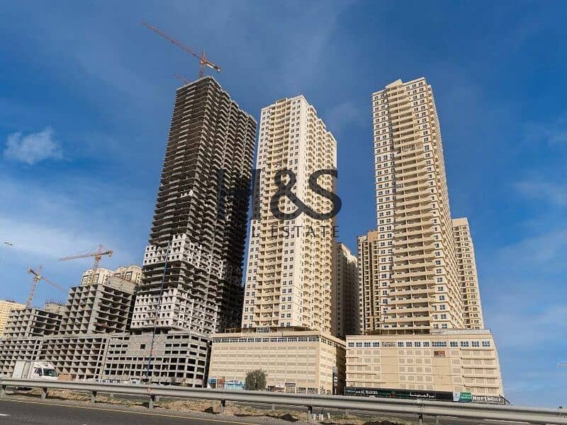 شقة في برج الزنبق،مدينة الإمارات‬ 2 غرف 230000 درهم - 6464868
