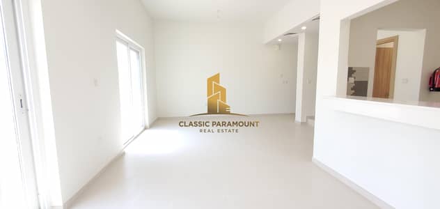 2 Bedroom Townhouse for Rent in Dubailand, Dubai - Ensuite Rooms | Single Row | Community View