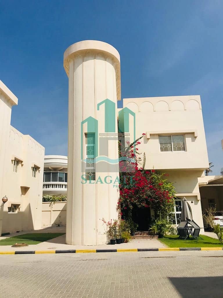 Spacious 3 bedroom villa with shared pool jumeirah