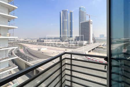1 Bedroom Apartment for Sale in Business Bay, Dubai - Vacant Unit | Road Facing | Spacious