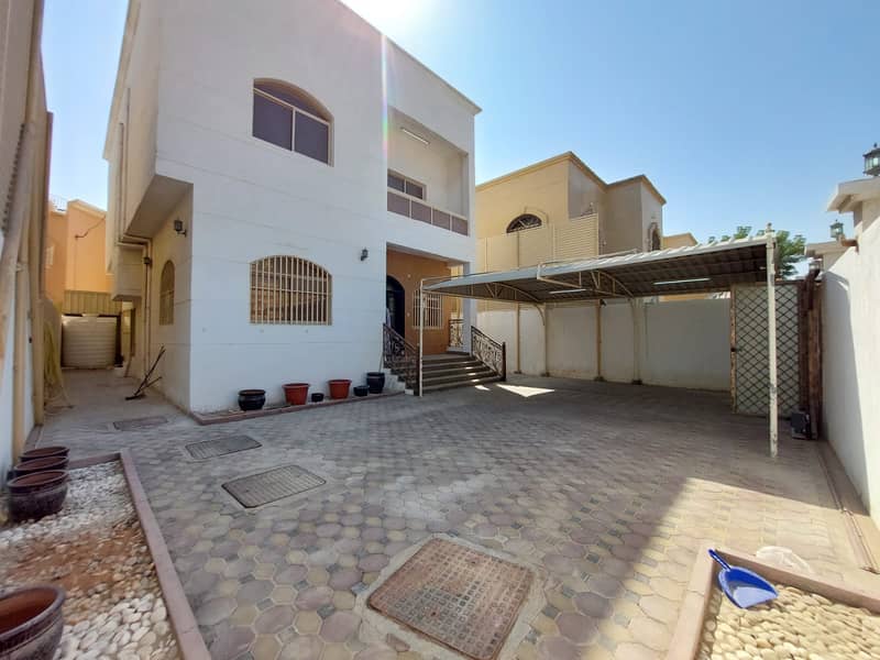 For rent a villa in Al Mowaihat 2 on Jar Al Villa Street close to all services