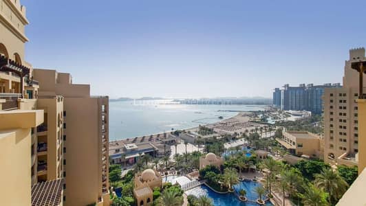 4 Bedroom Penthouse for Sale in Palm Jumeirah, Dubai - Vacant I Full Sea View I Private Pool