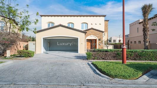 5 Bedroom Villa for Rent in Jumeirah Golf Estates, Dubai - Private Pool | Single Row | Ready Now