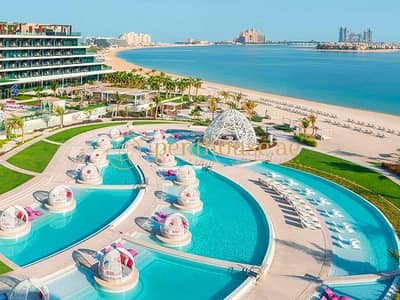 3 Bedroom Penthouse for Sale in Palm Jumeirah, Dubai - Beachfront Living | Vacant | Luxurious Penthouse