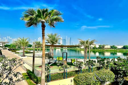 4 Bedroom Villa for Sale in The Meadows, Dubai - Incredible View | Vacant on Transfer 4BR