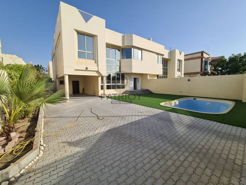 Deal Of the Day| Fully Upgraded 4 Bedrooms Plus Maids &  Pool Villa For Rent