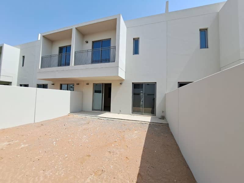 Spacious Brand New 3 Bedroom Villa is Available in Al Zahia